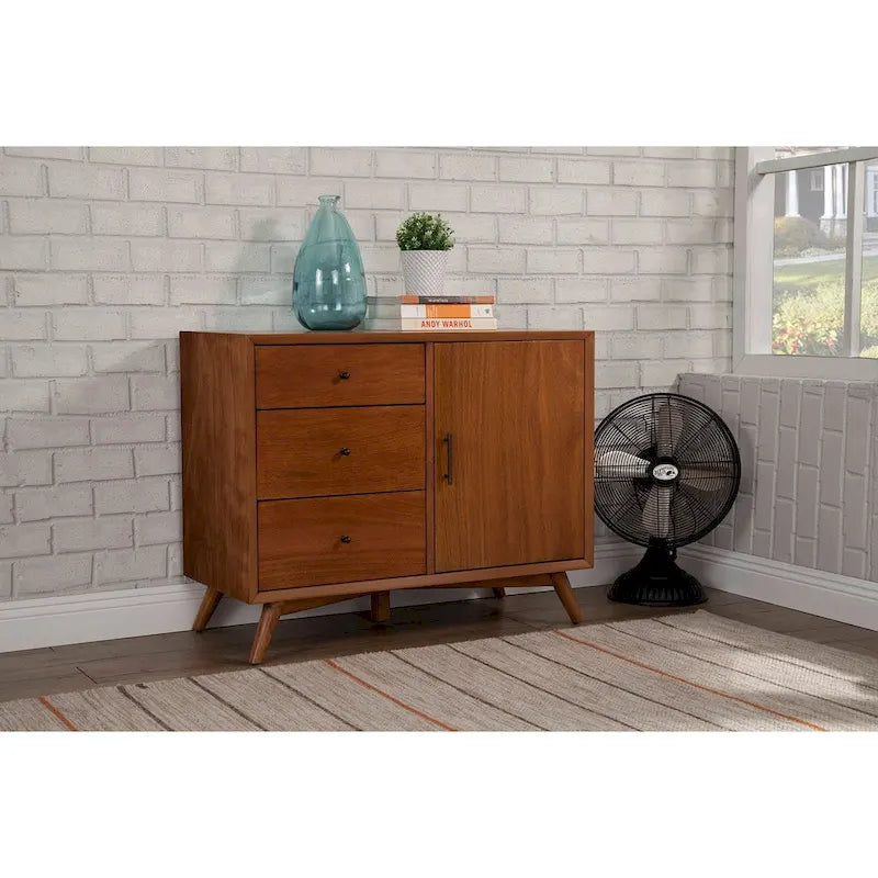 Flynn Accent Cabinet – Solution de rangement élégante pour le salon et l'entrée