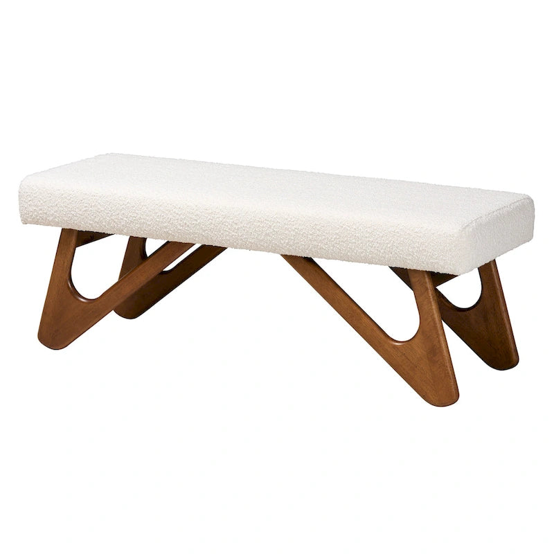Banc en tissu bouclette crème et bois de noyer.